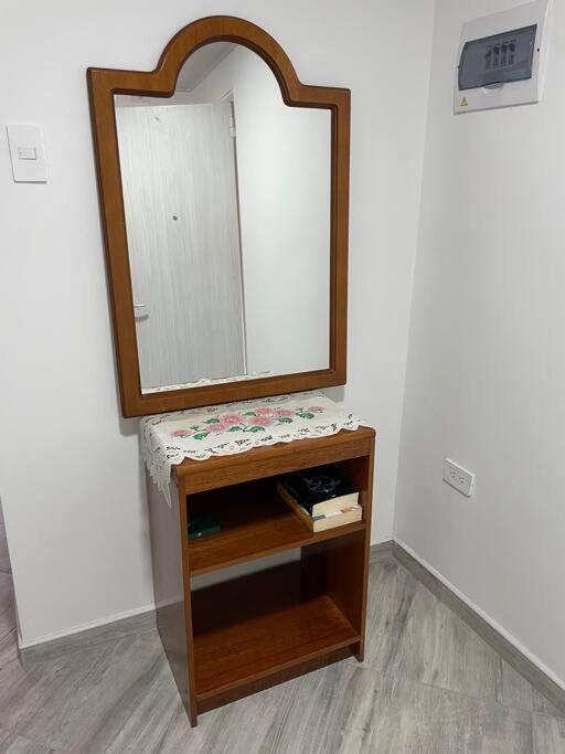 2 La Esmeralda Apartment