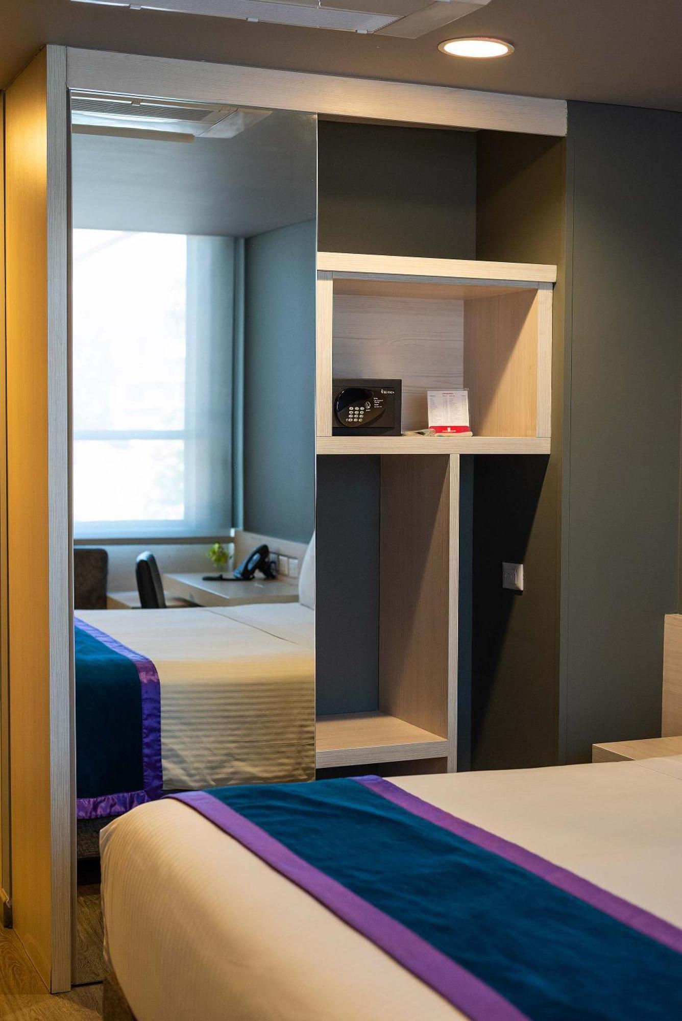 Black Tower Premium Bogota