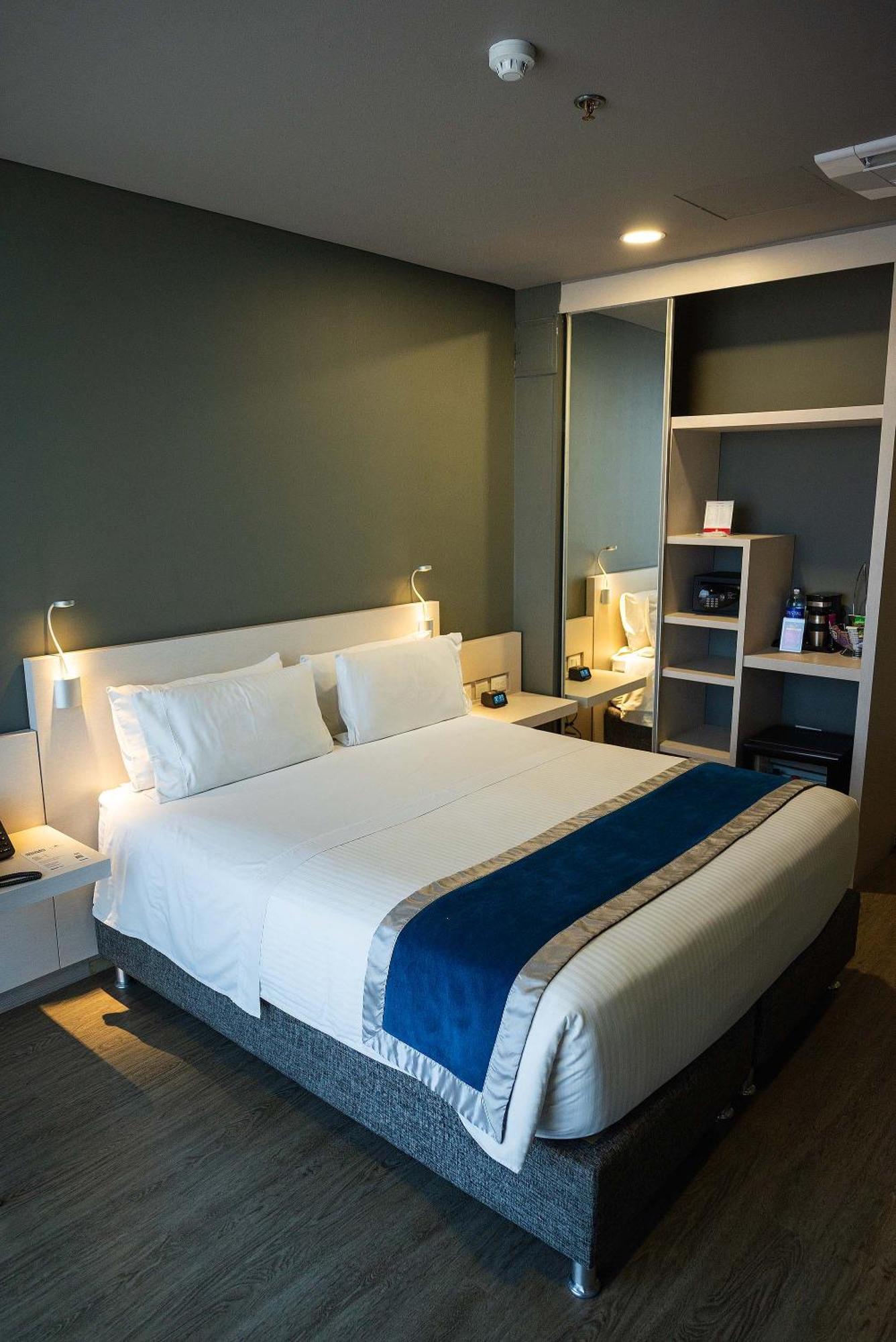 Hotel Black Tower Premium