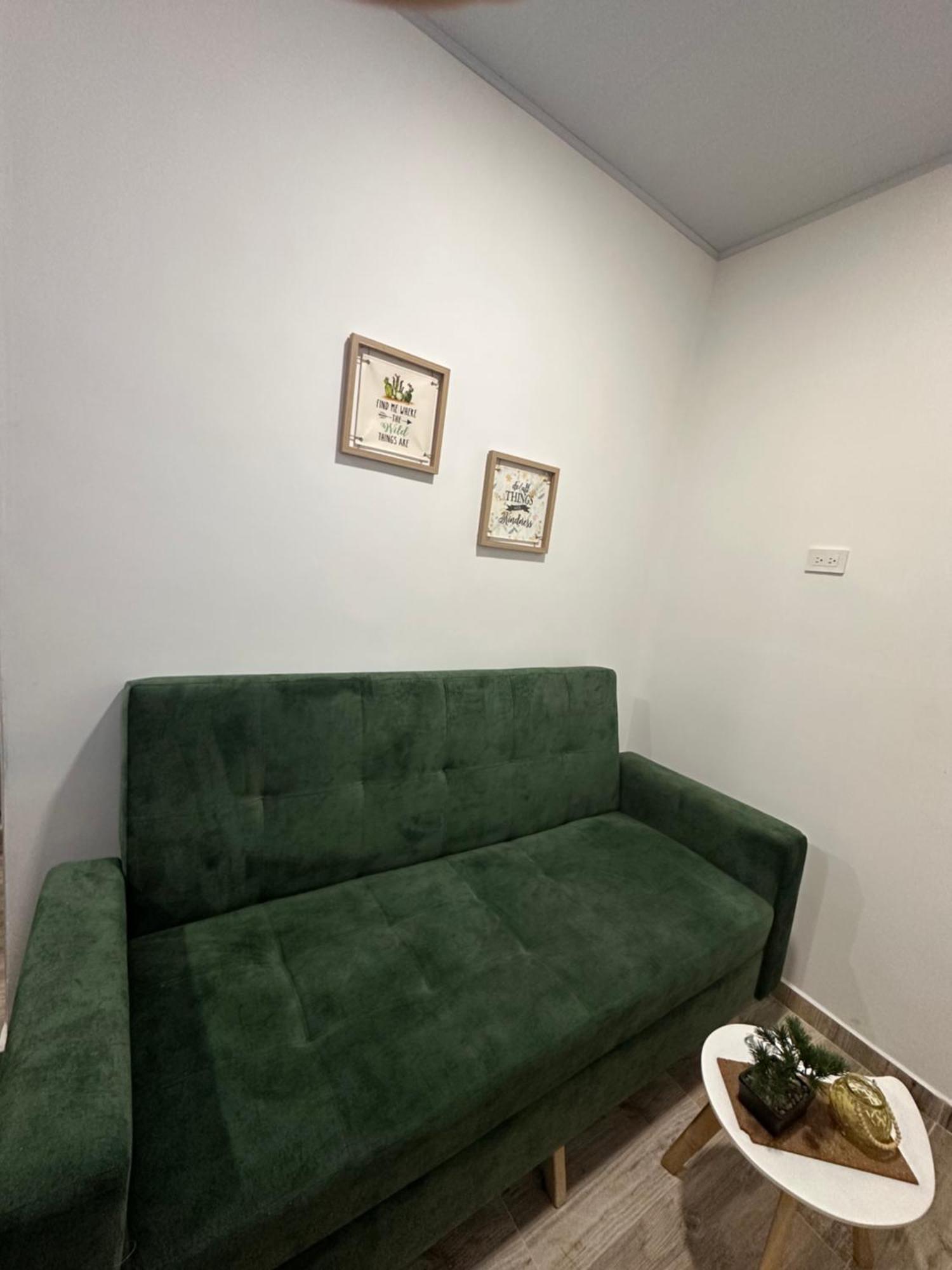 Arp Aeropuerto Apartment