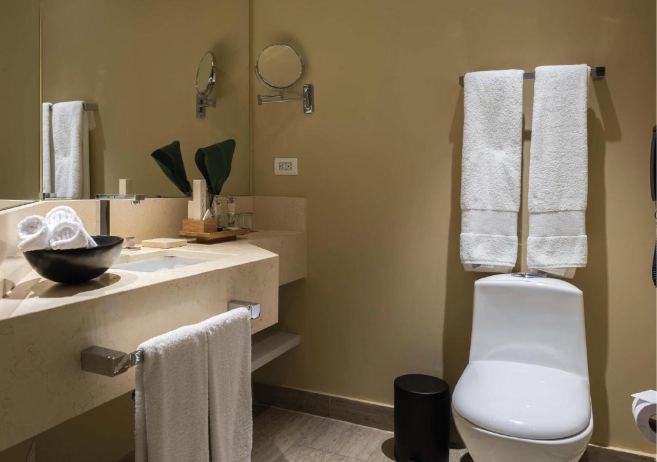 Movich Buro 26 Hotel 5*