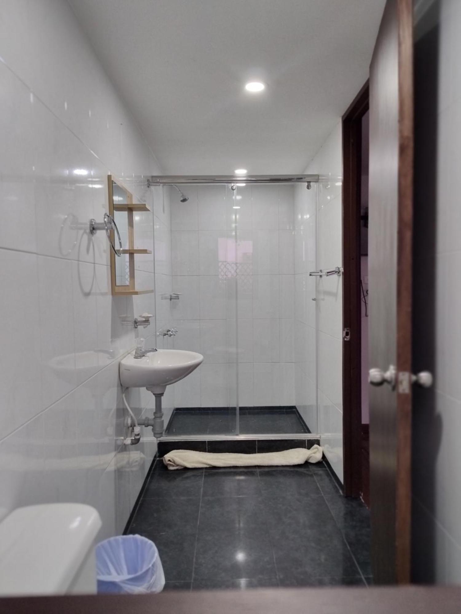 Bed & Breakfast Art And Vitality House Direccion Correcta Calle 24a Bis No 44a 52 *