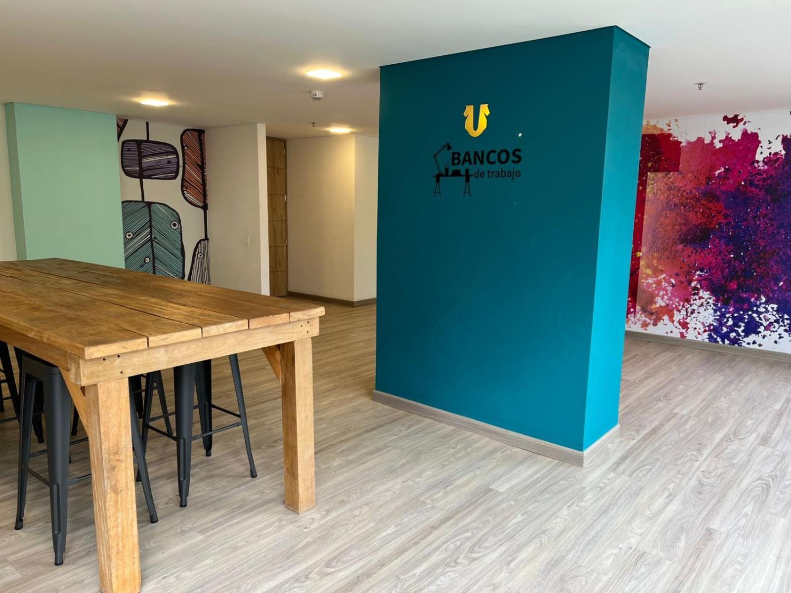 Varun Luxury Vistas Urbanas *
