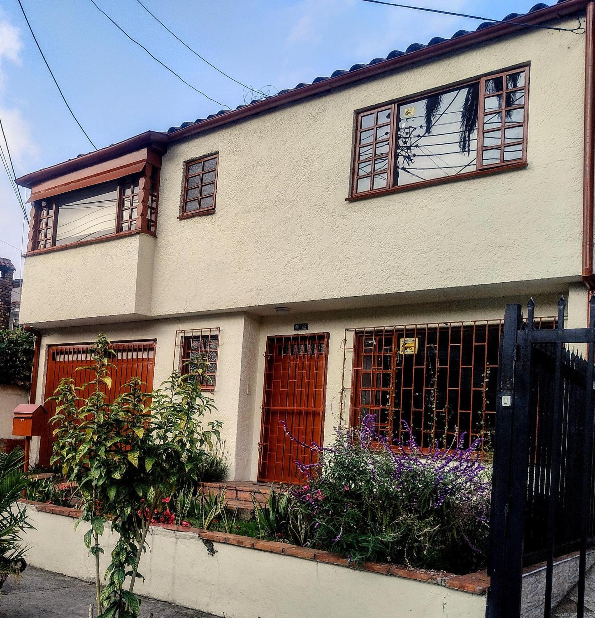 Art And Vitality House Direccion Correcta Calle 24a Bis No 44a 52 Bed & Breakfast *