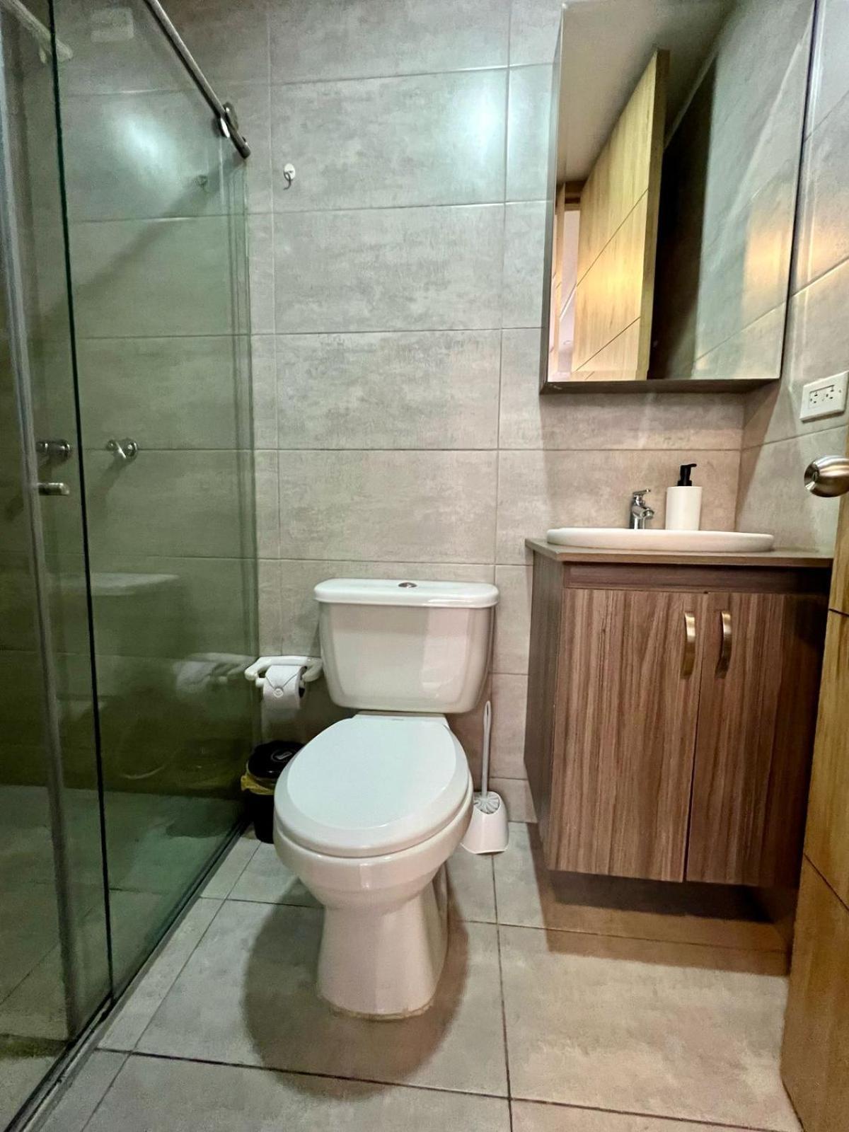 Varun Luxury Vistas Urbanas Apartment *