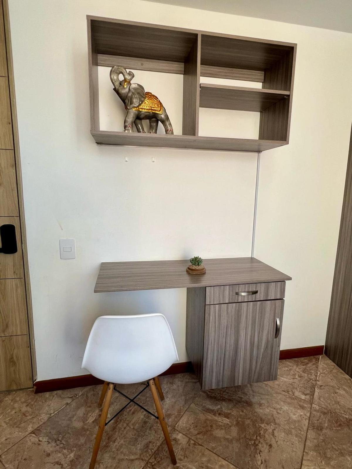 Varun Luxury Vistas Urbanas