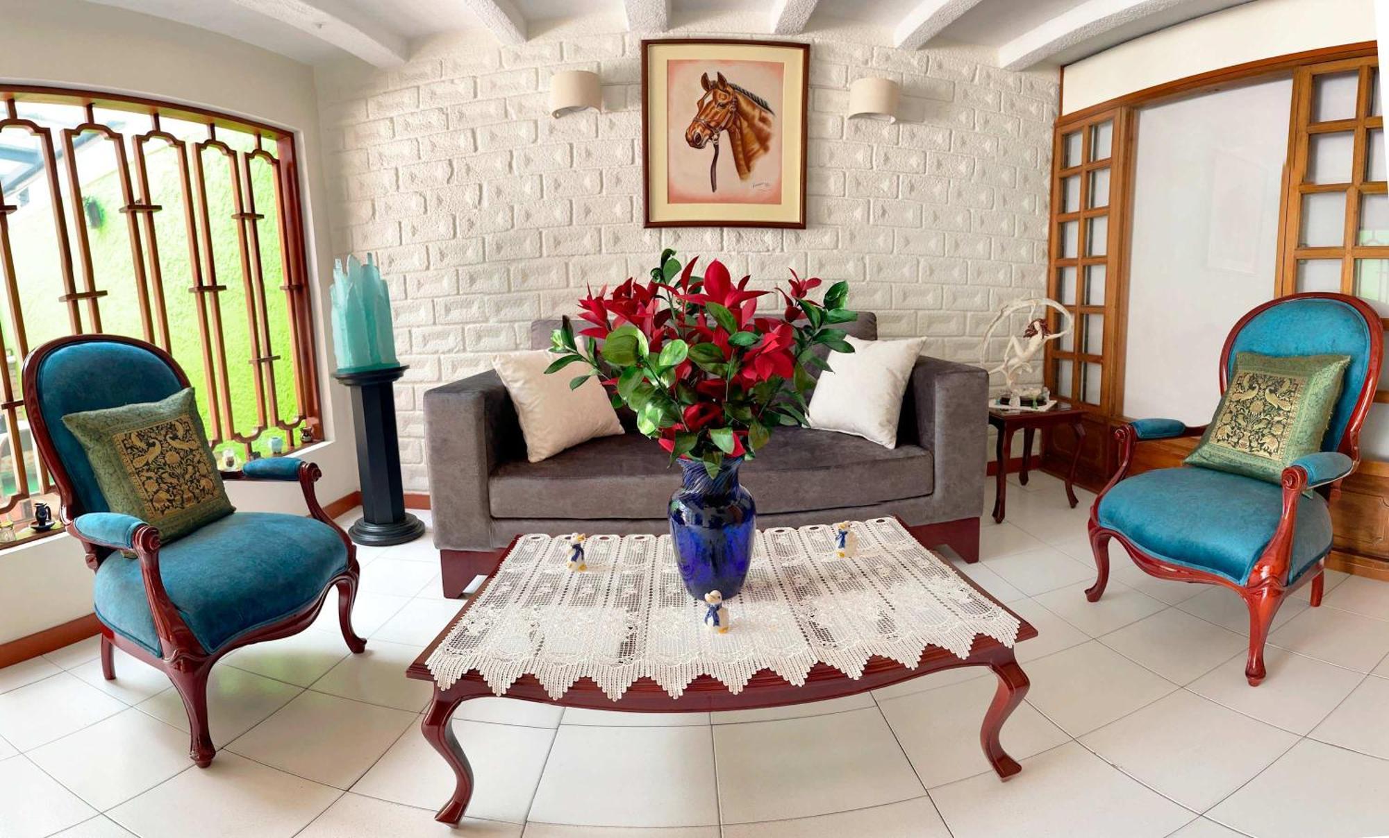 Touristic House Saenz