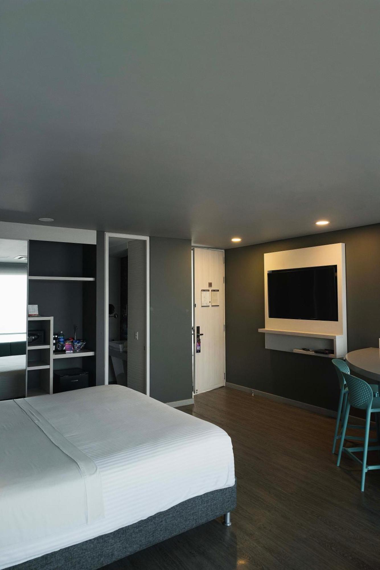 Black Tower Premium Hotel