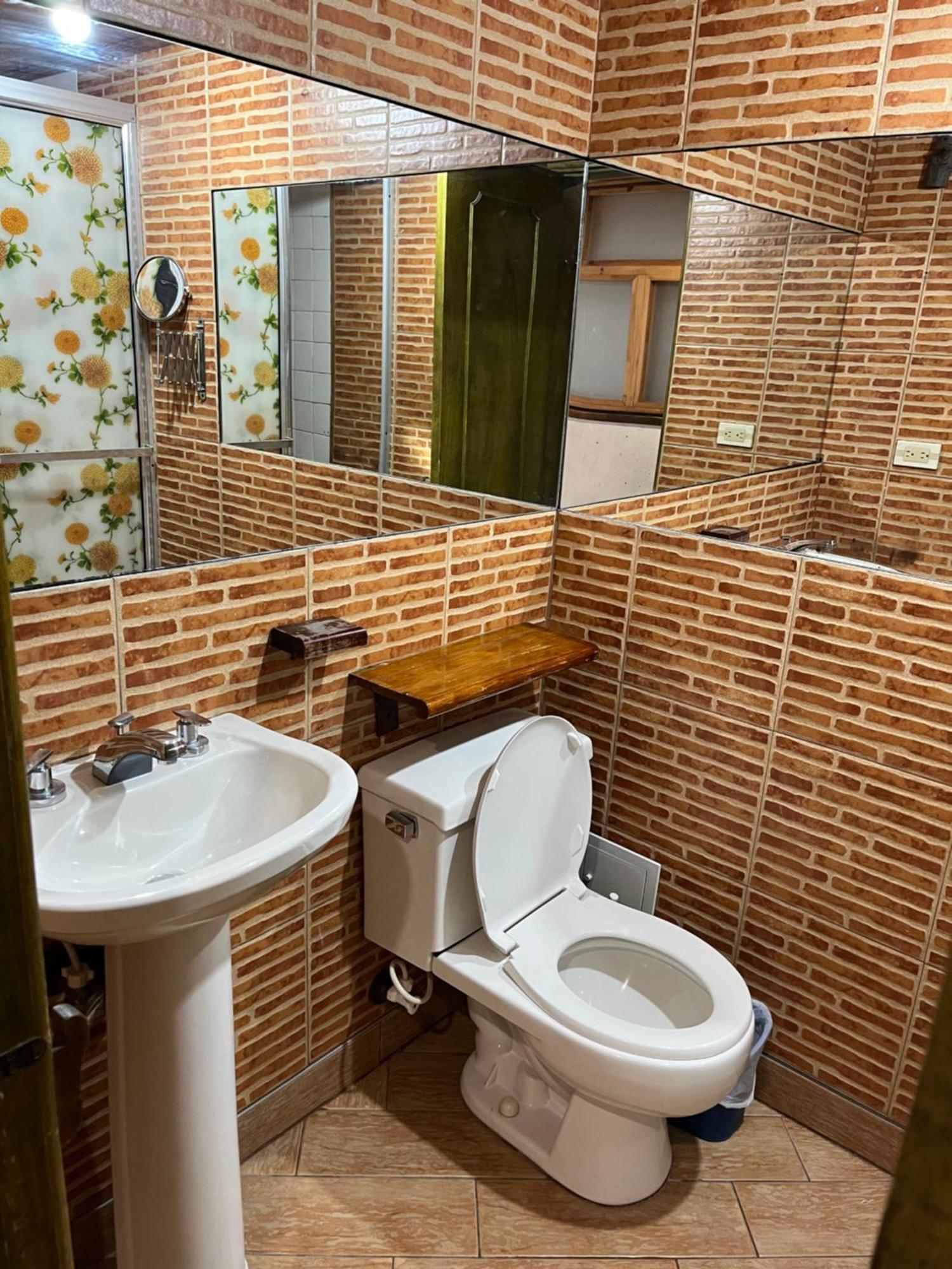 Bellisimo Cerca Del C.c Titan Plaza