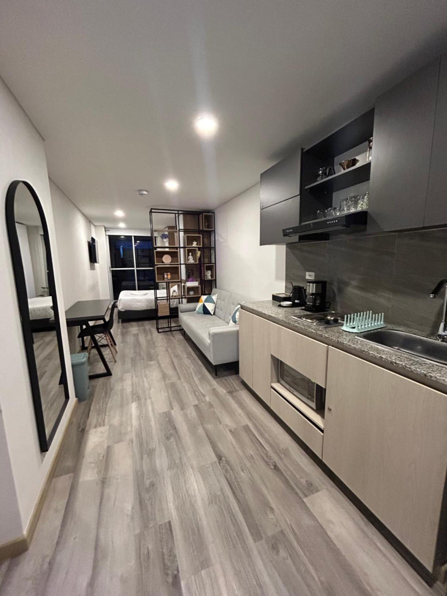 Modern With Terrace - T Zone In Bogota