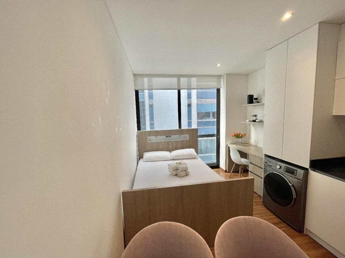 Apartment Cm Living Tokyo Style And Comfort