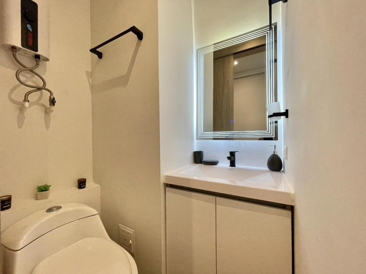 Cm Living Tokyo Style And Comfort Bogota