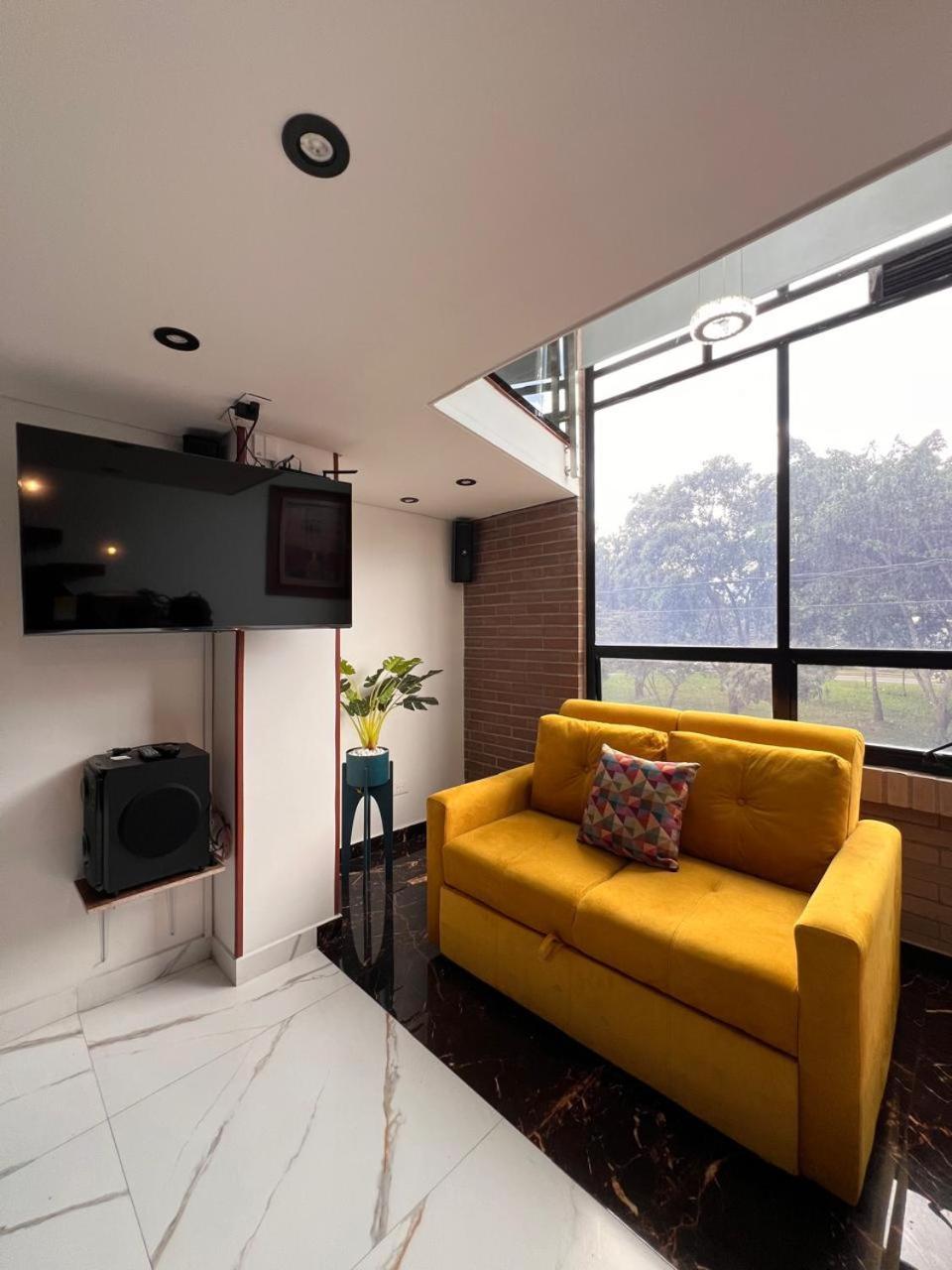 Comodo Doble Altura Normandia Apartment *