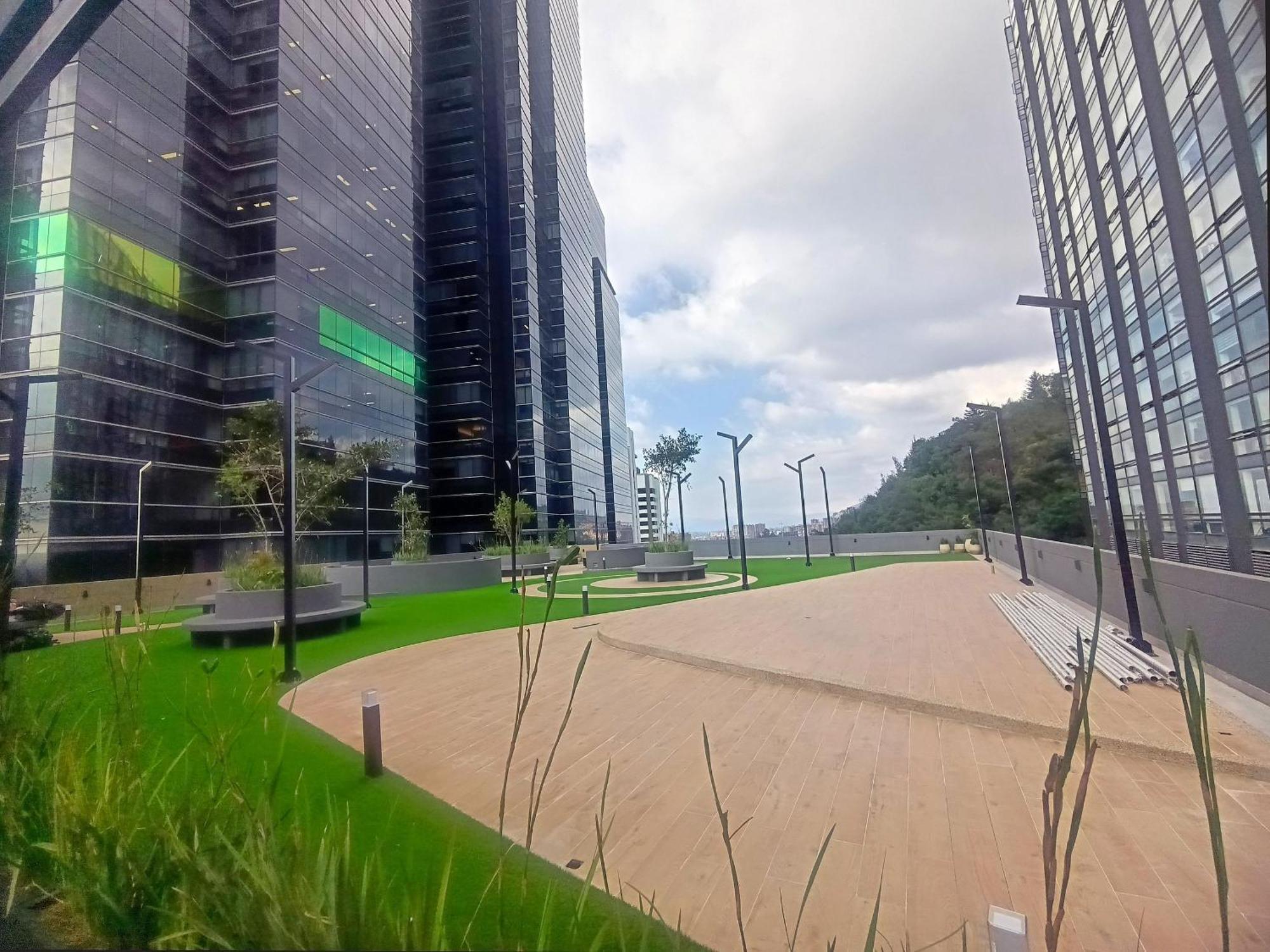 Apto 2 Hab, Balcon Privado, Parking, Wifi, Usaquen Apartment