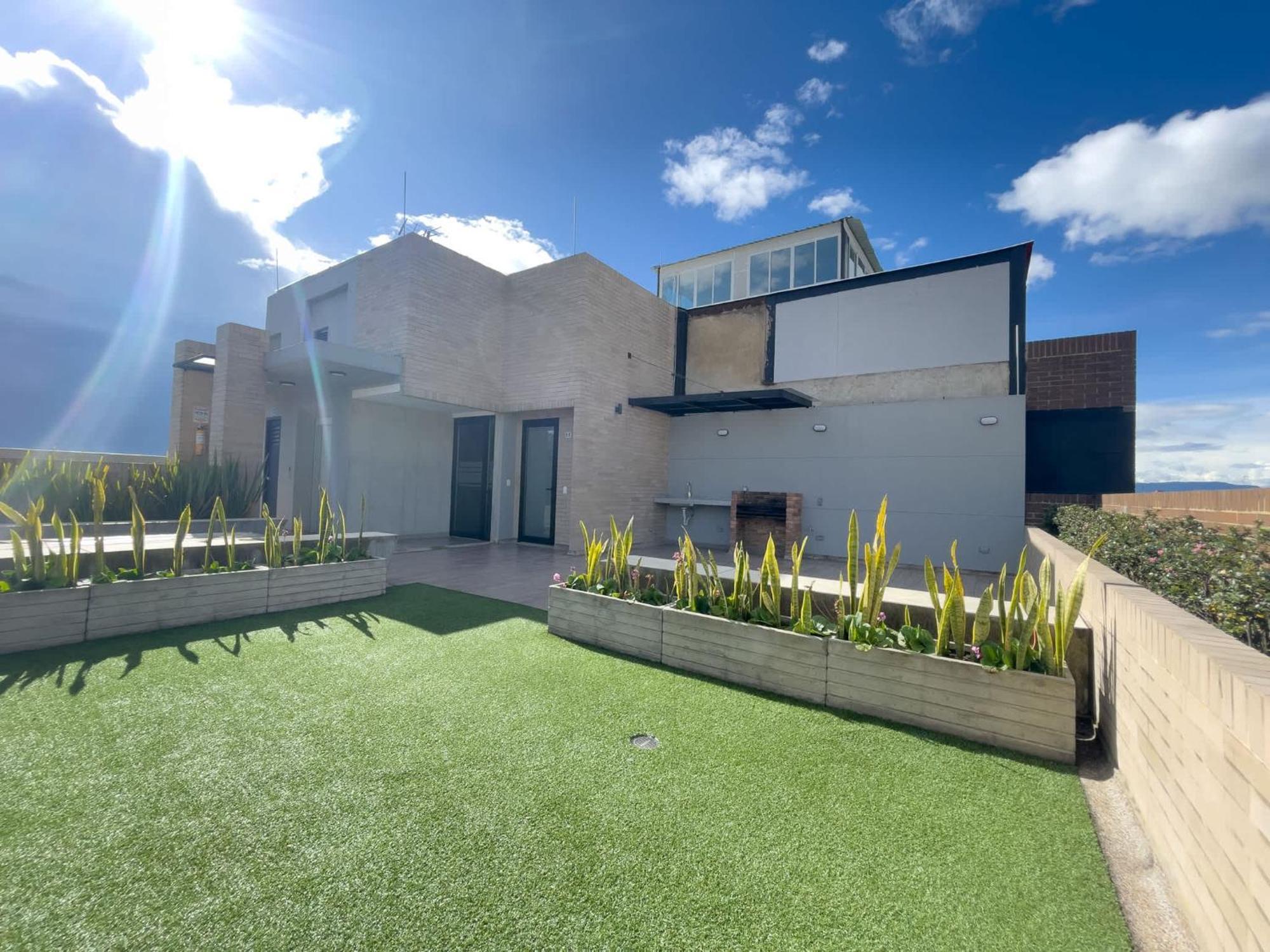 Apartment Elegant Loft Near Movistar Arena