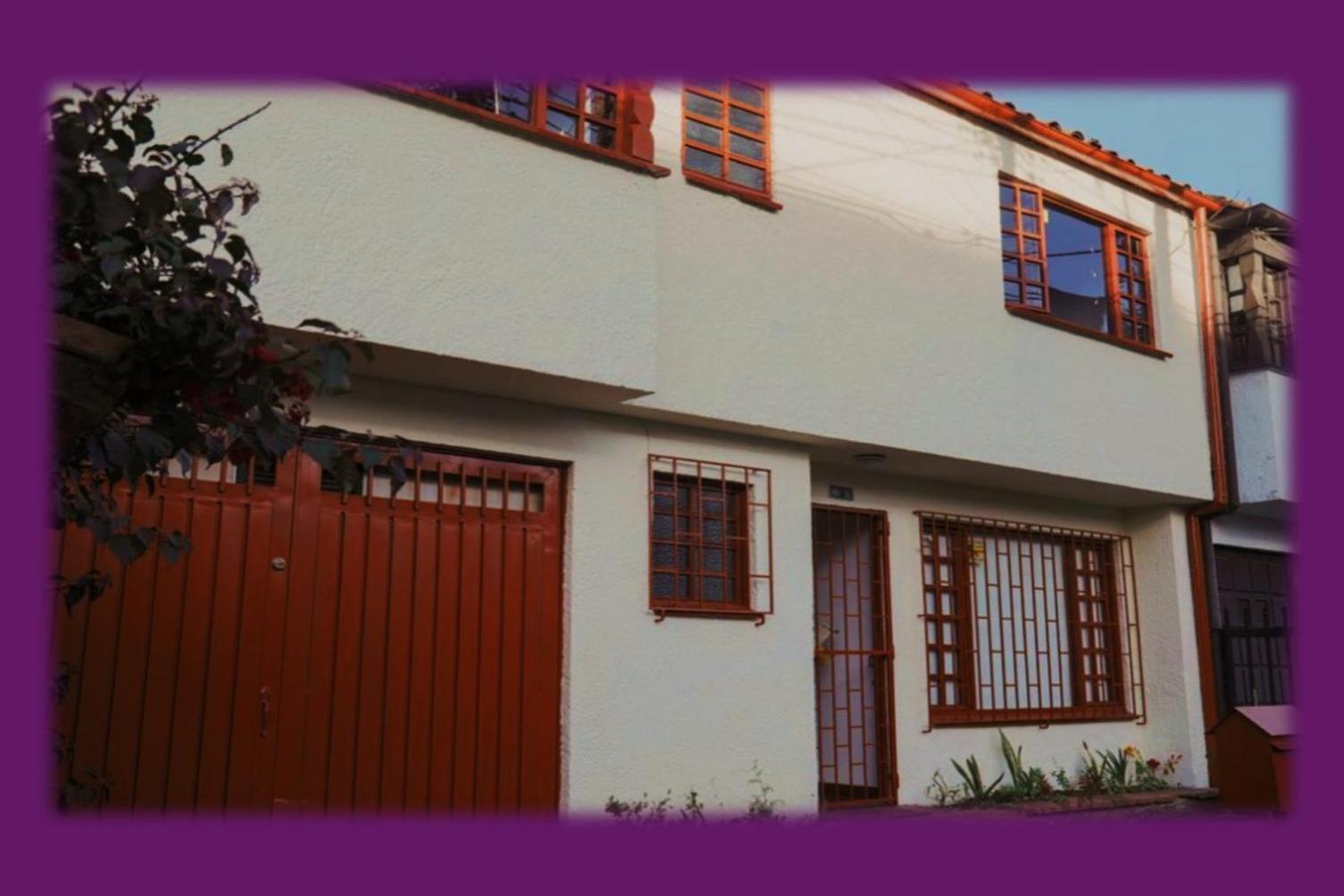 Bed & Breakfast Art And Vitality House Direccion Correcta Calle 24a Bis No 44a 52 *