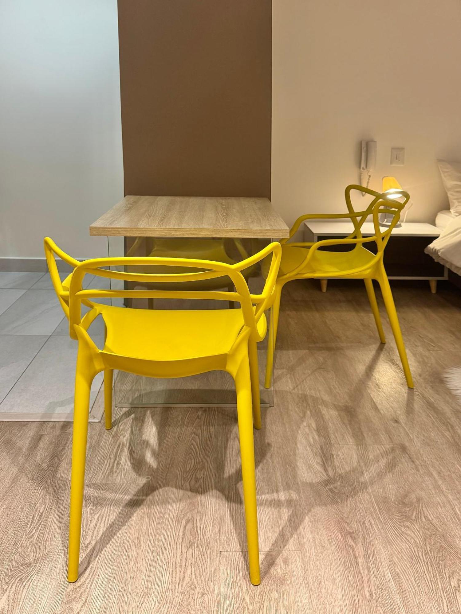Vitra Vista A La Ciudad Iluminacion Comodidad *