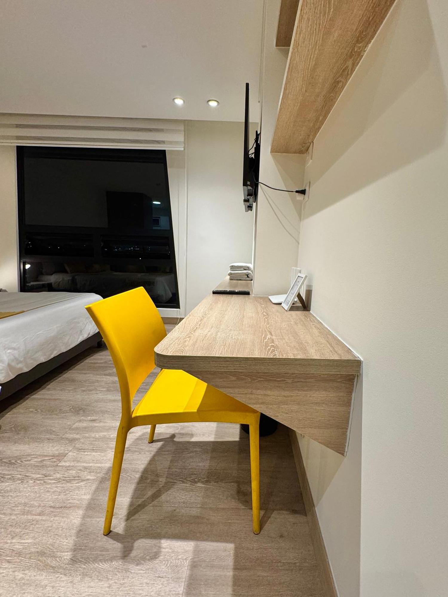 Vitra Vista A La Ciudad Iluminacion Comodidad Apartment Bogota