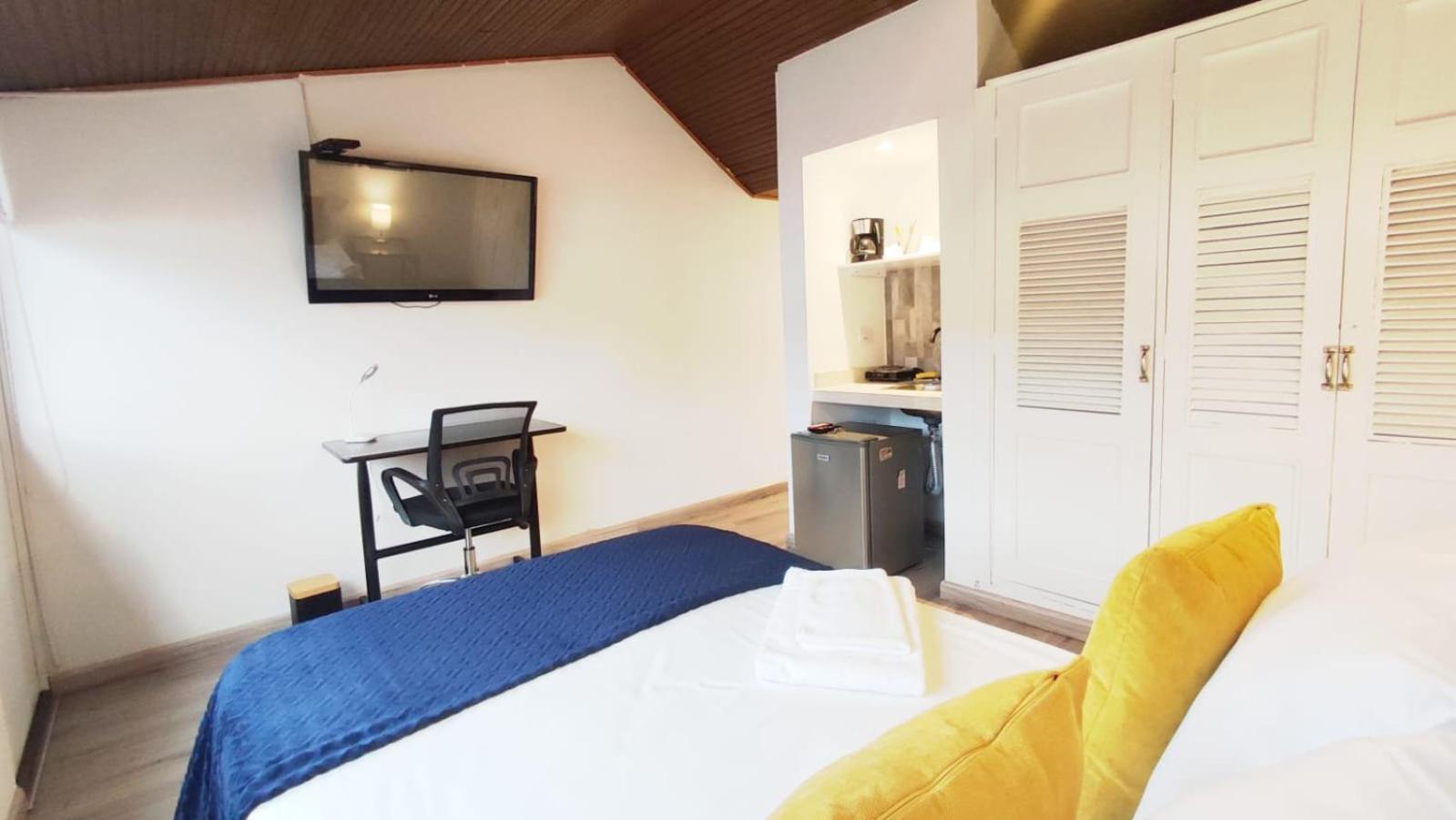 6 Bano Y Balcon Privado Homestay Bogota