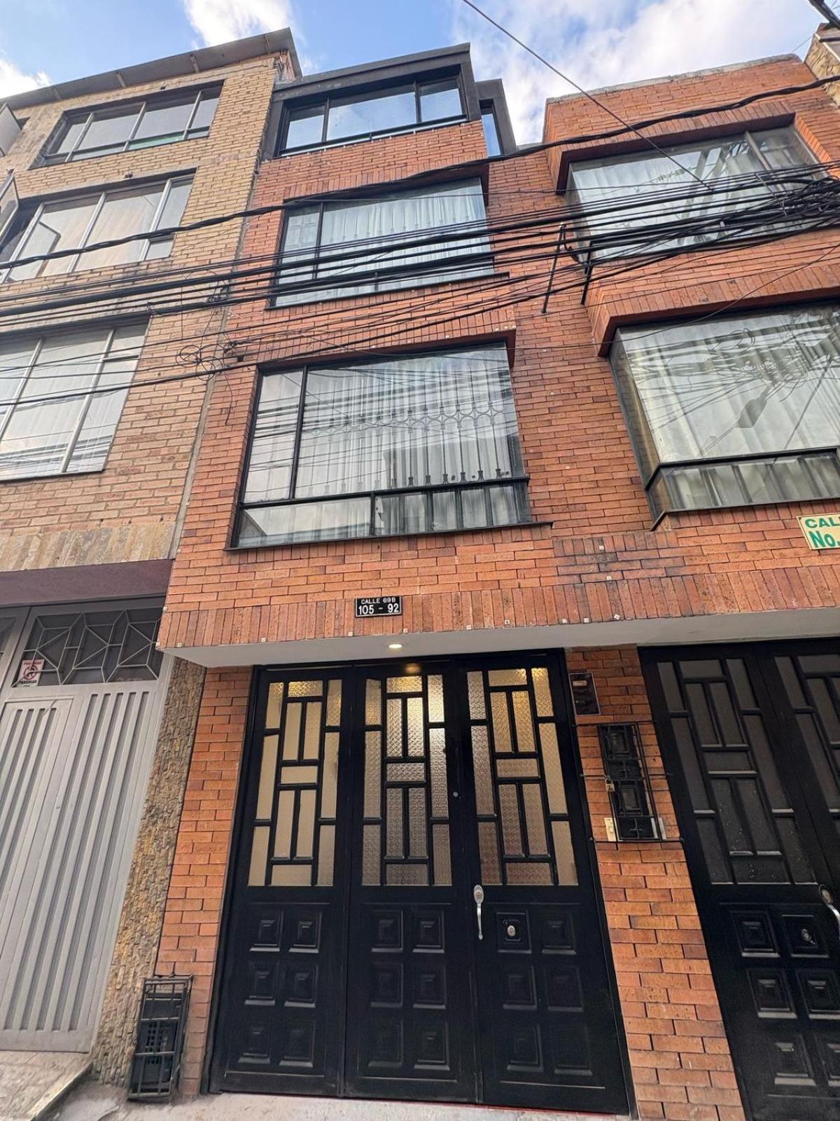 Homestay Dorado - Cerca Al Aeropuerto - 201 *