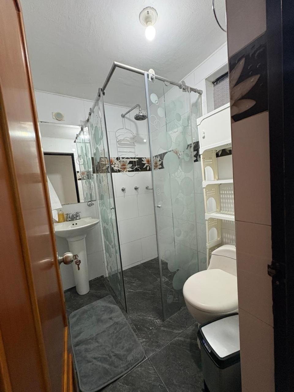 Homestay Dorado - Cerca Al Aeropuerto - 201 *