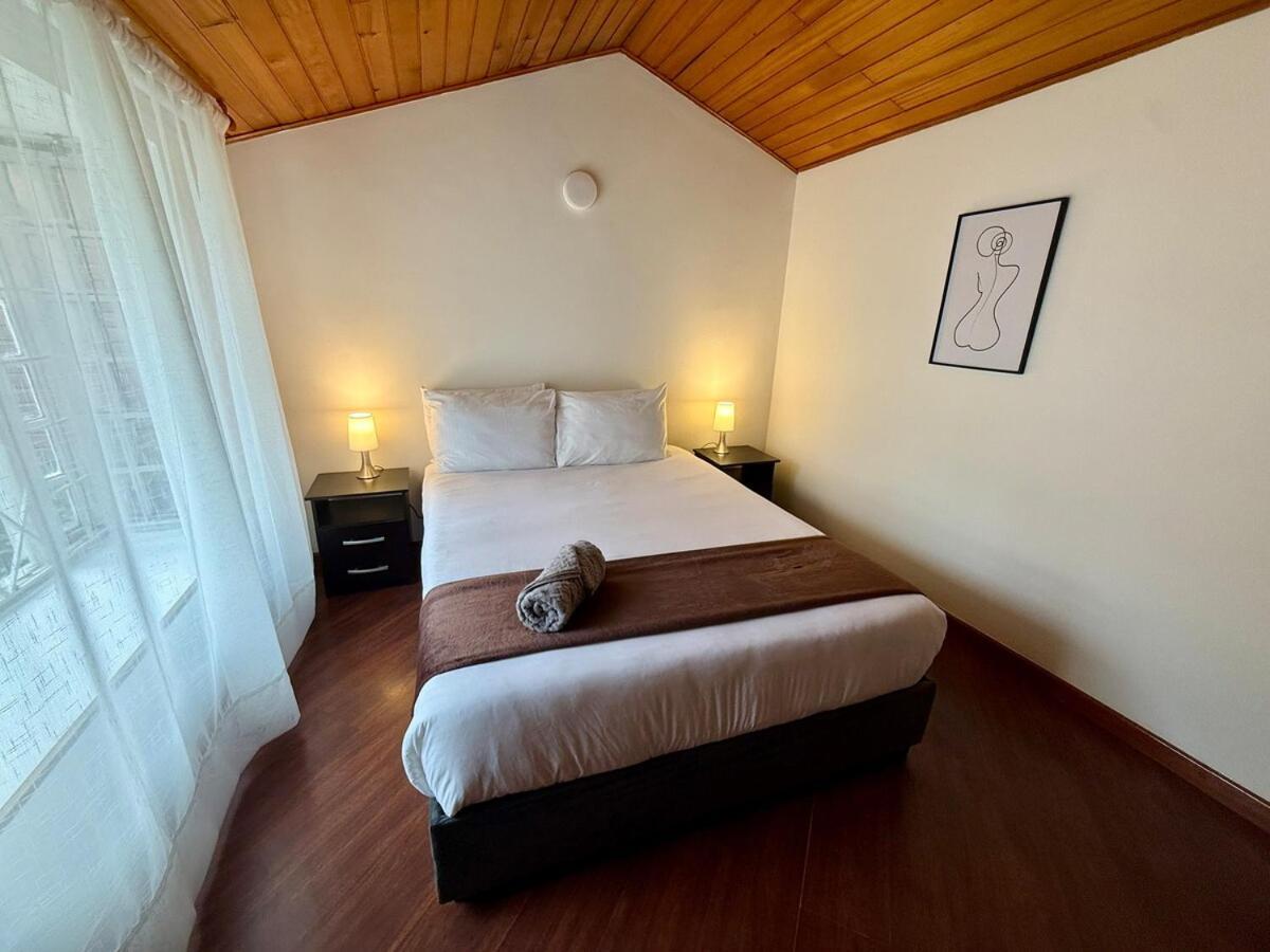 Jacuzzi Portobello Retreat, Trendy Artist House Villa Bogota