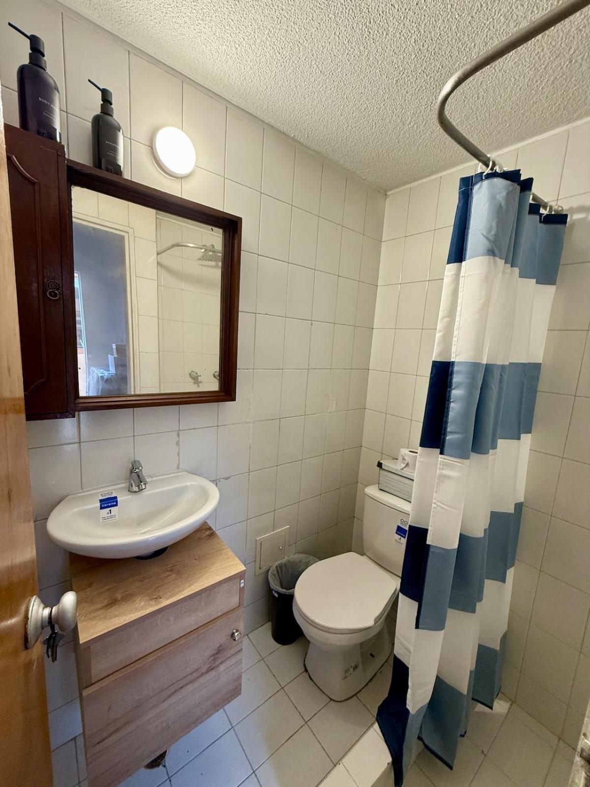 Jacuzzi Portobello Retreat, Trendy Artist House Villa *