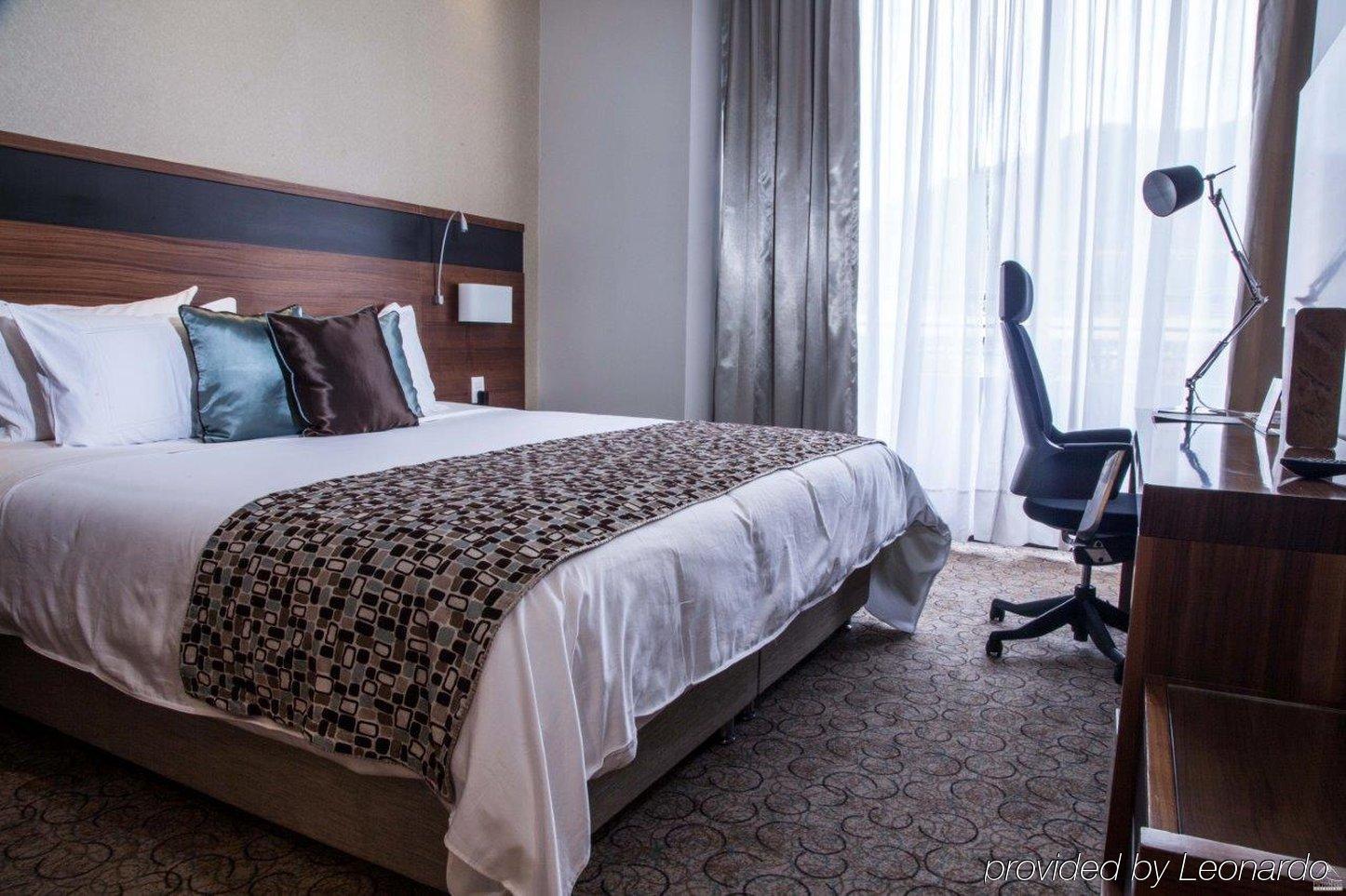 Doubletree By Hilton Parque 93 Hotel 5*