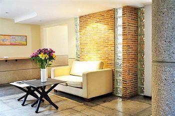 Viaggio Virrey Aparthotel