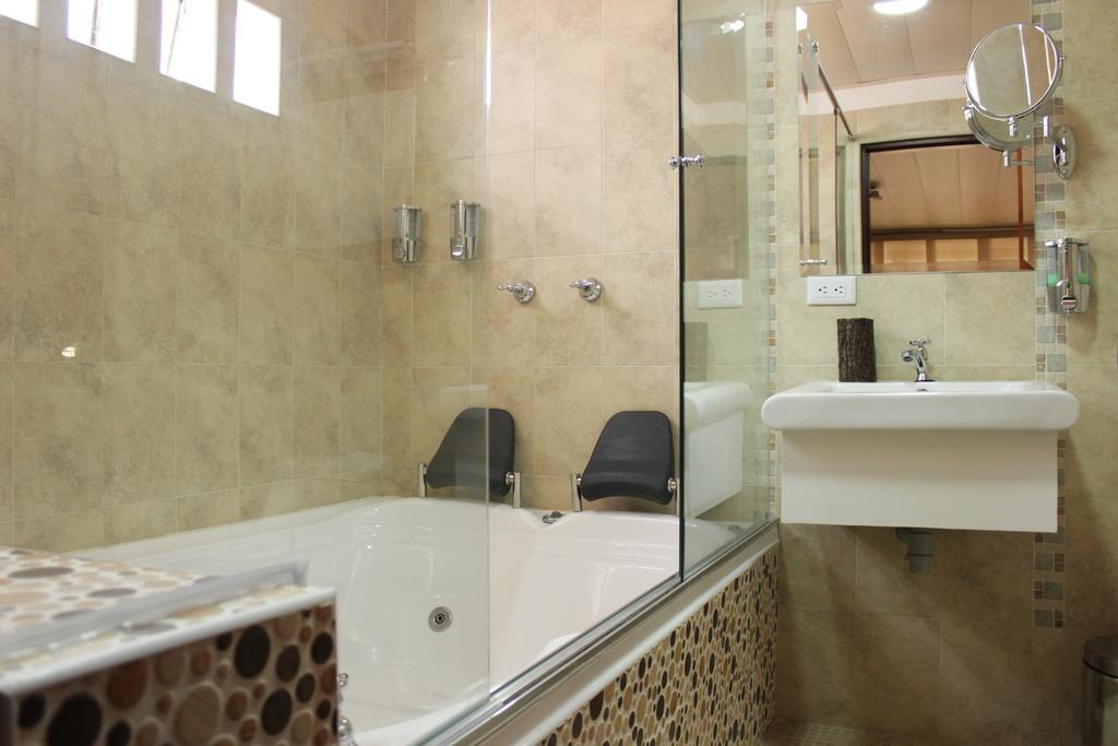 Boutique Casa Suiza