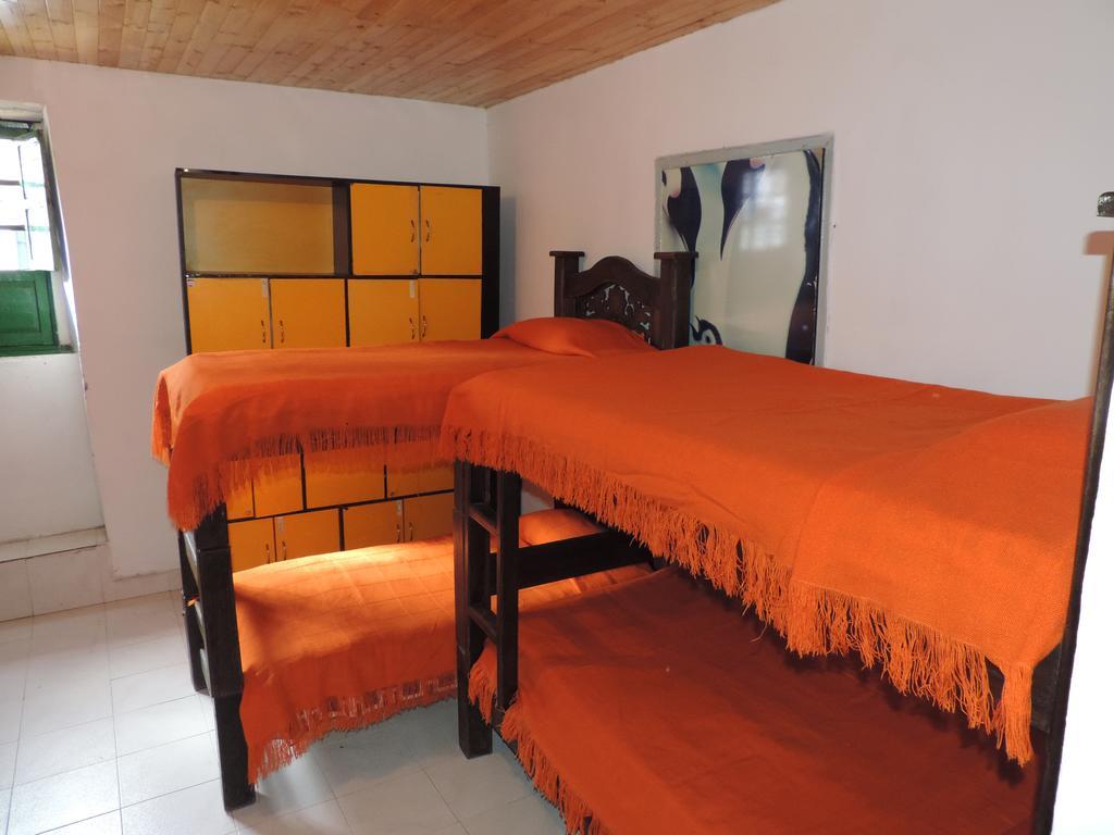 Hostel Aventureros De La Candelaria *