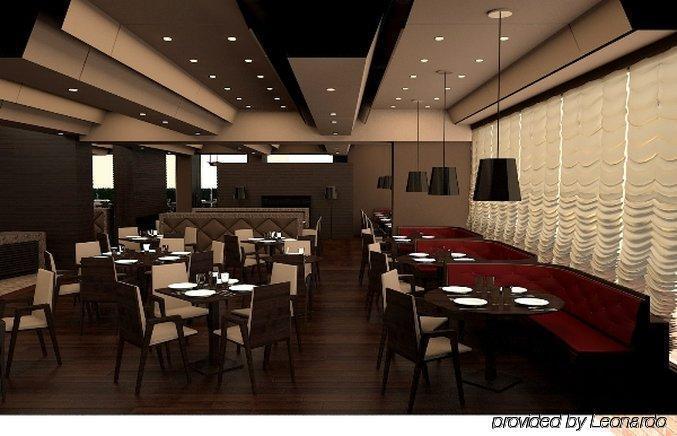 Doubletree By Hilton Parque 93 Hotel