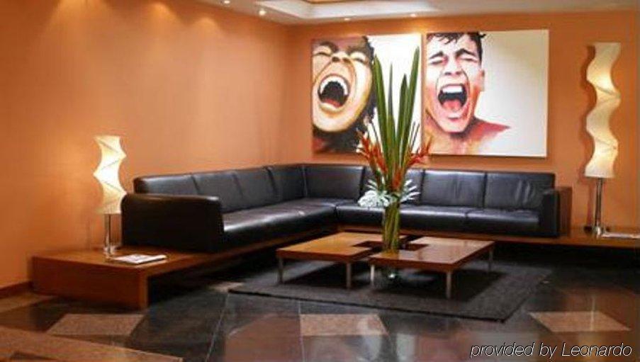 Richmond Hotel 4*