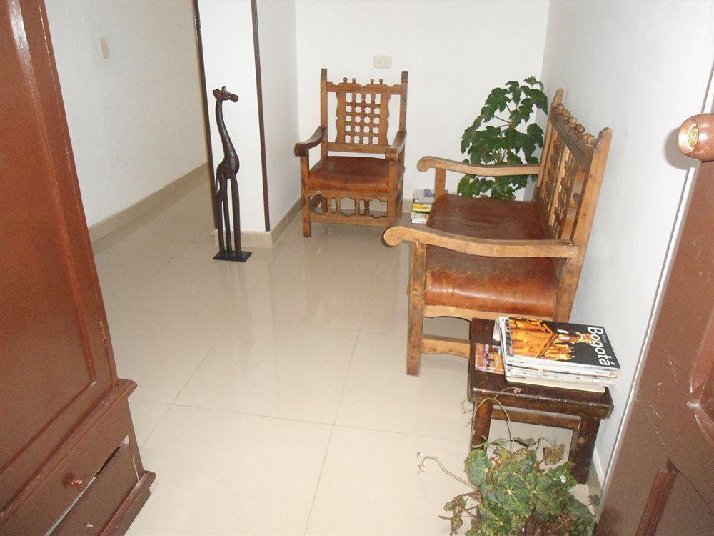 Mr Warrot Hostal