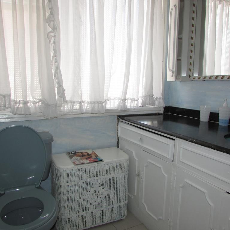 Guest house Casa De Huespedes Shalom Victoria Bogota