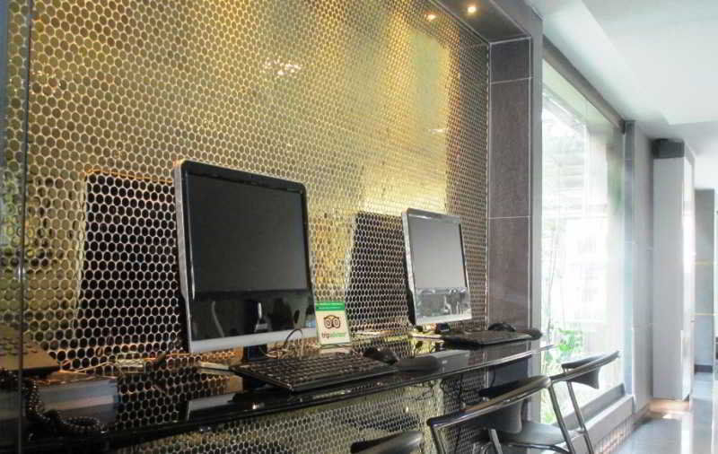 Lloyds Apartasuites Parque 93 Bogotá