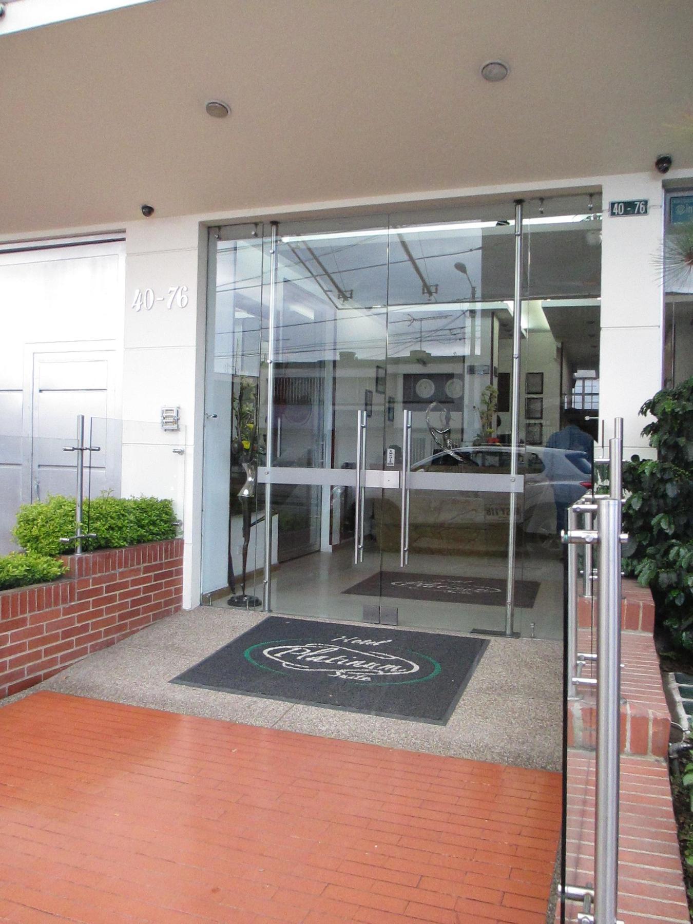 Platinum 4* Bogota