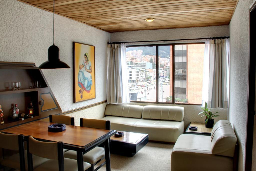 Real 85 3* Bogota