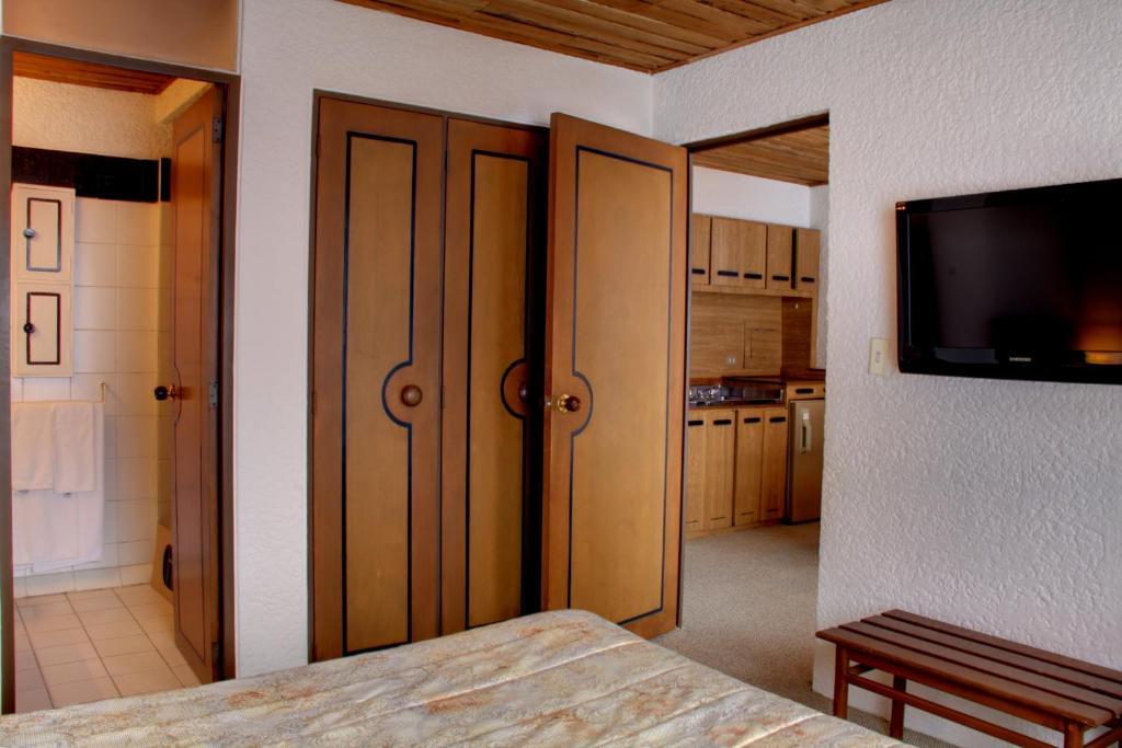 Real 85 Aparthotel