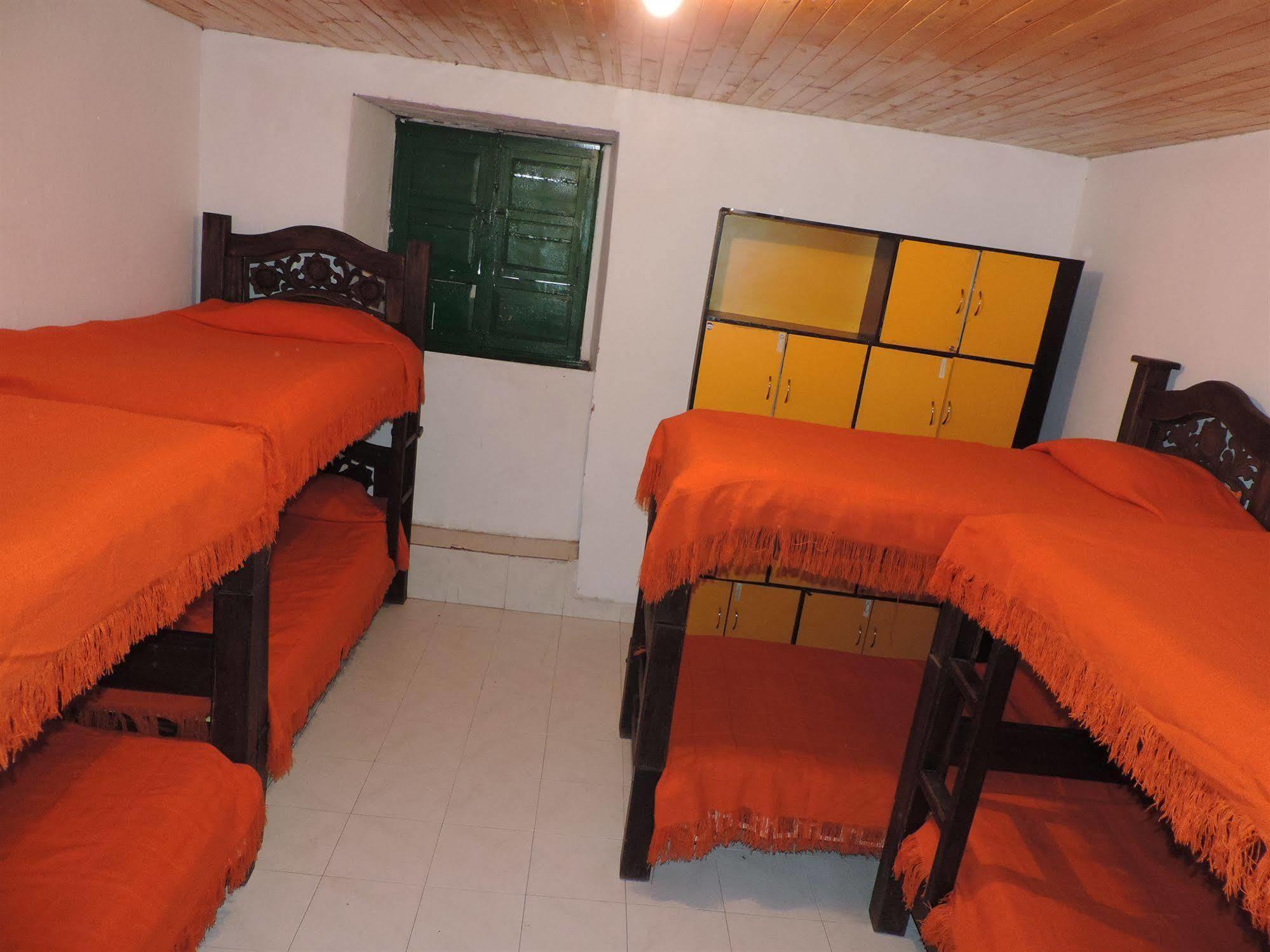 Aventureros De La Candelaria Hostel *