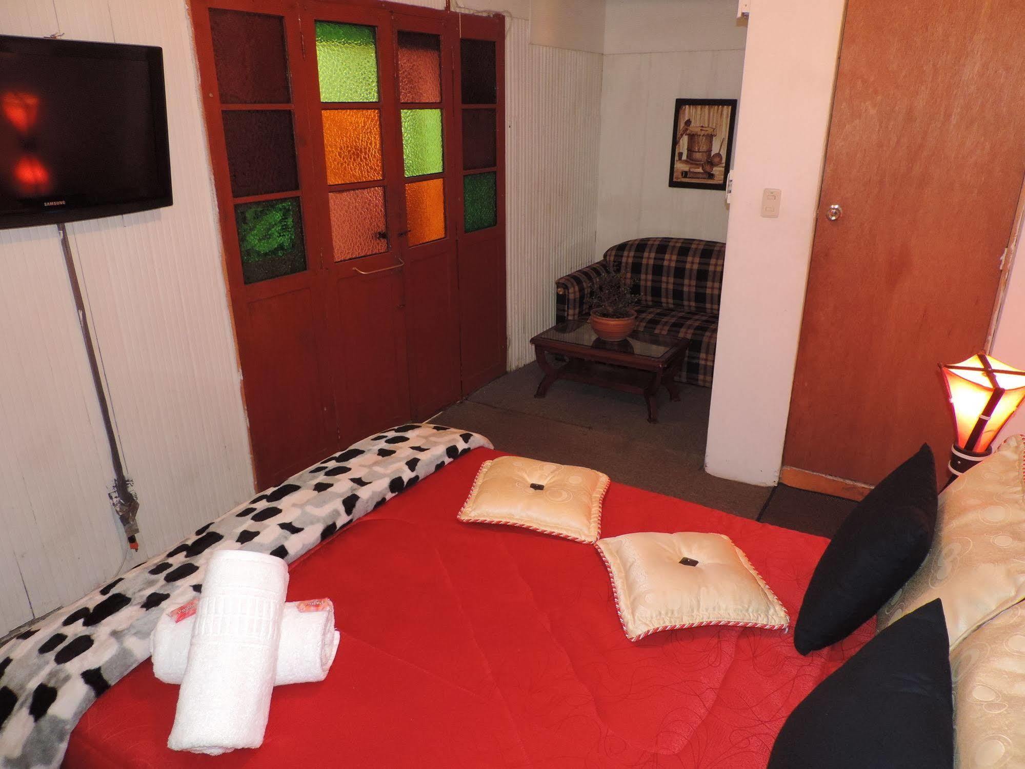 Aventureros De La Candelaria Hostel