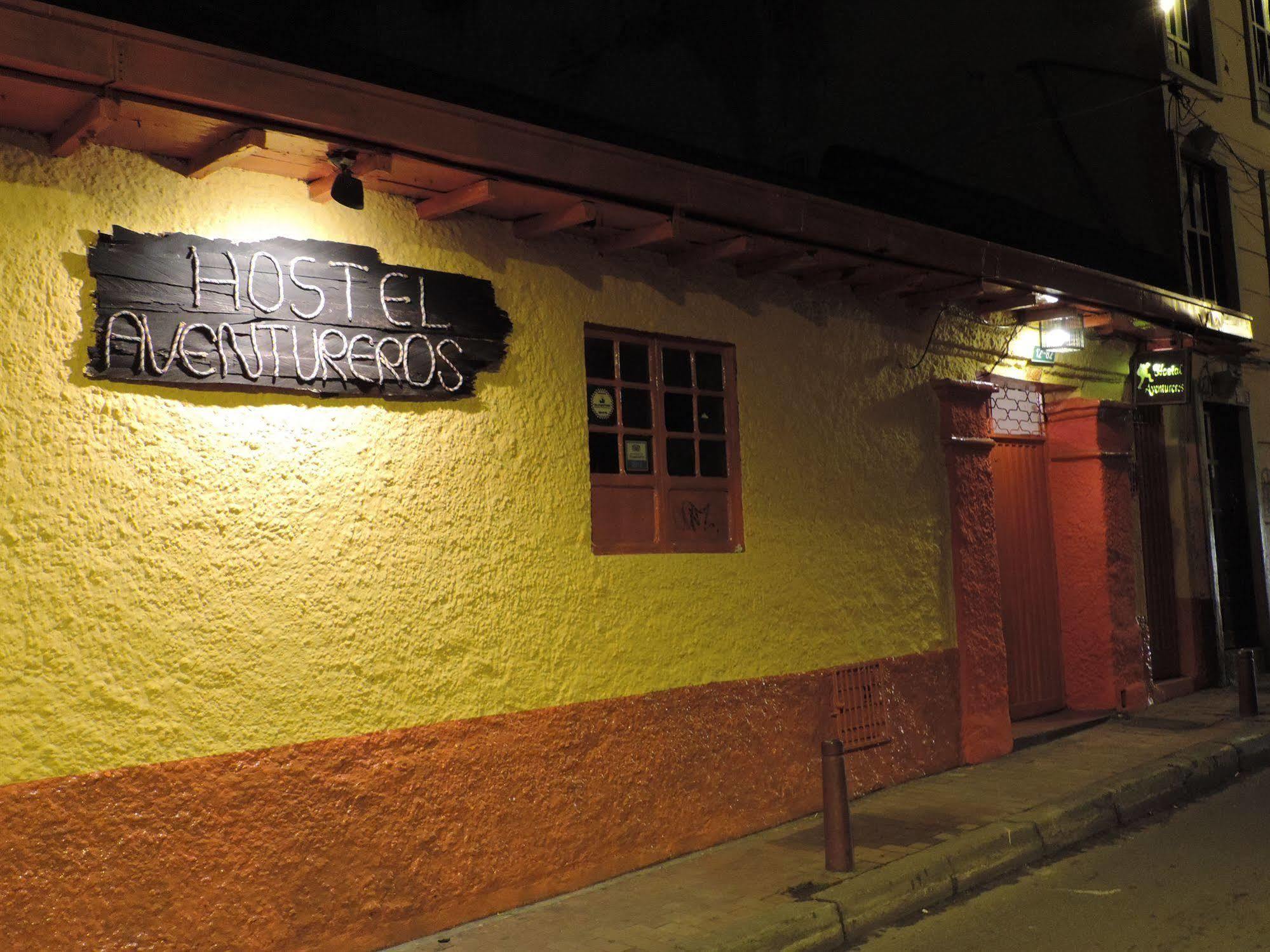Aventureros De La Candelaria Hostel *