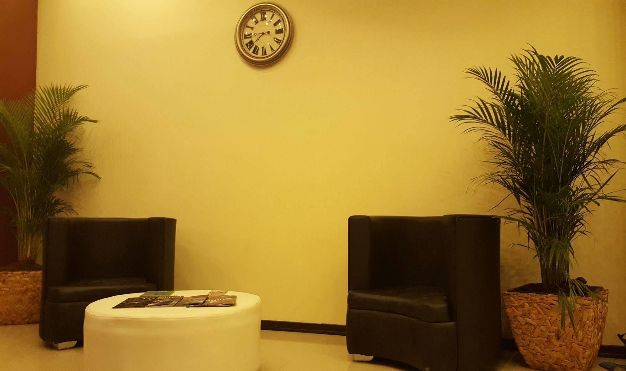 Hotel Ayenda 1063 Golden Bogota