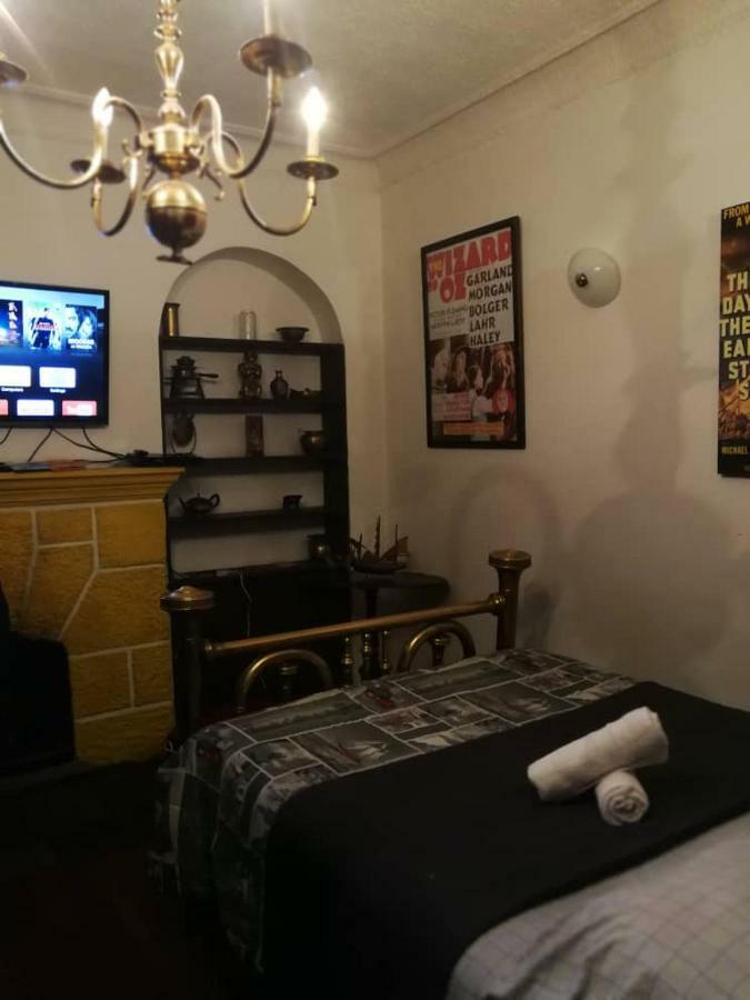 Bed & Breakfast Candelaria Coliving *