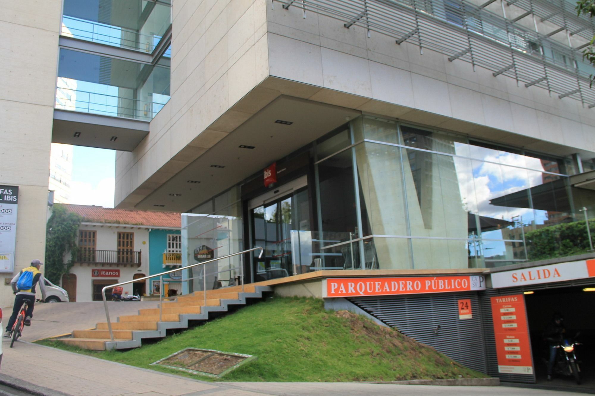 Ibis Museo Bogota