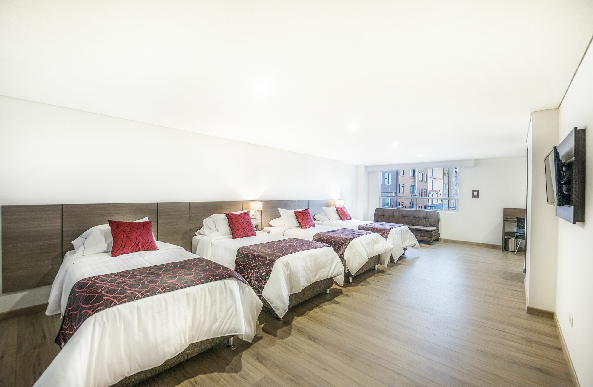 Hotel Sm Grand 4*