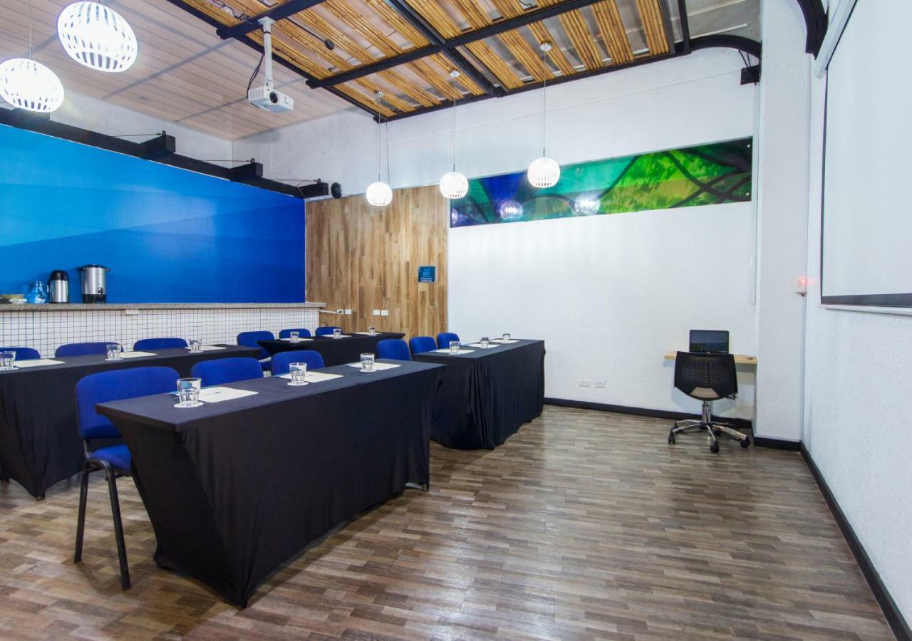 Bed & Breakfast Wellness Usaquen 4*