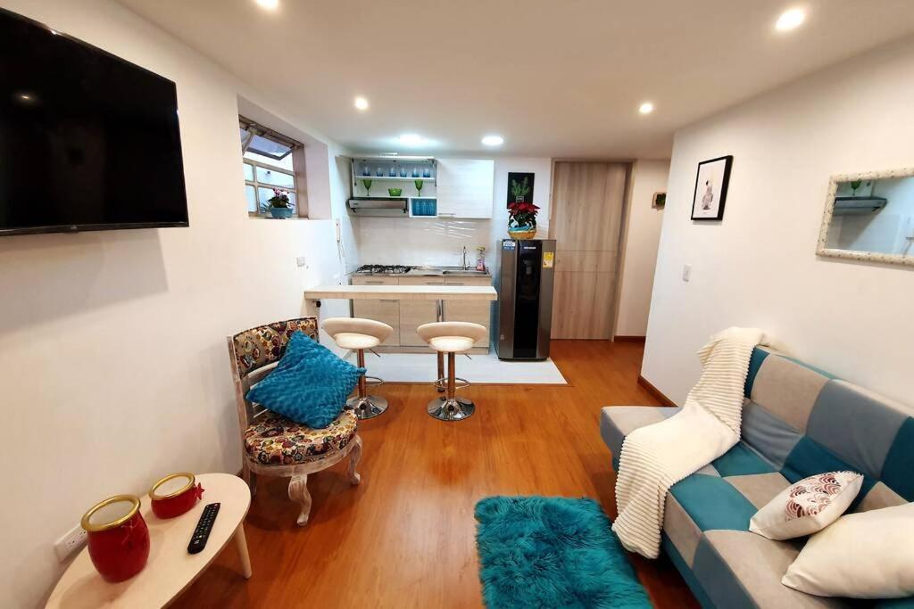Apto6 Nuevo: Corferias, Agora, Embajada, G12,un Apartamento Bogotá