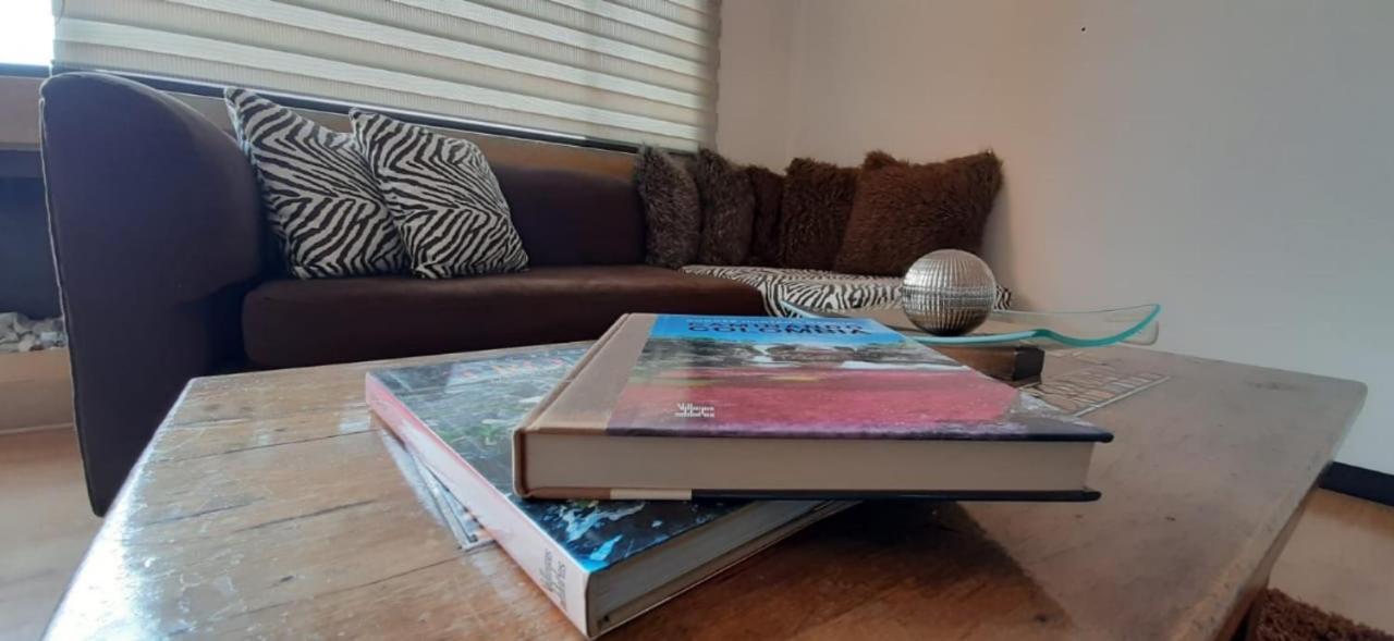 Apartamento Park Way Embajada Apartment *