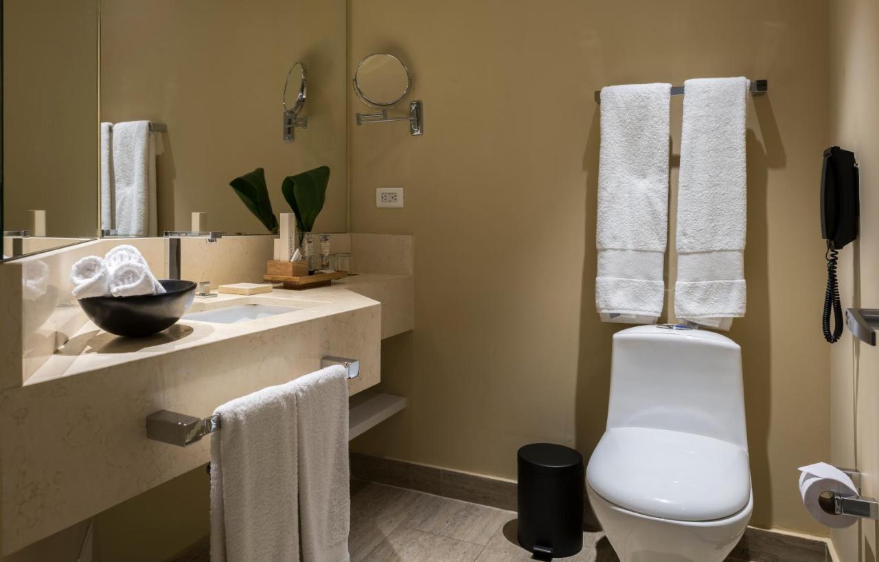 Movich Buro 26 Hotel 5*